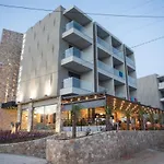 Hotel Hotel Qeparo