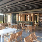 Hotel Qeparo Hotel