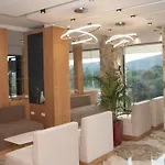 Hotel Qeparo