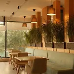 Hotel Qeparo