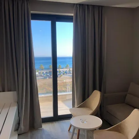 Ξενοδοχείο Hotel Qeparo Κηπαρό