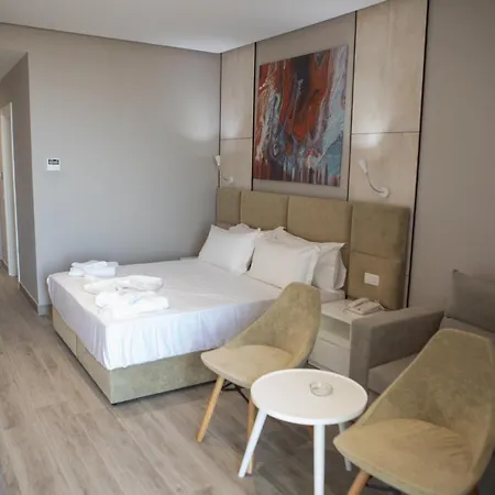 Hotel Qeparo Hotel