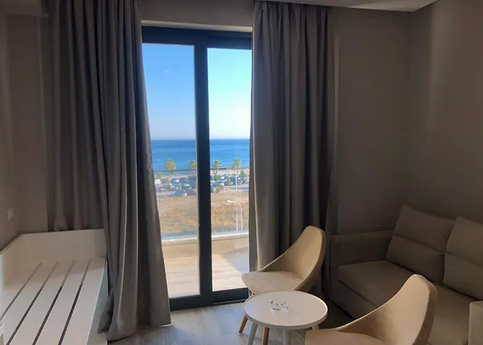 ホテル Hotel Qeparo ケパロ