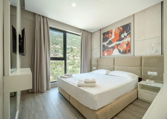 Hotel Qeparo ケパロ