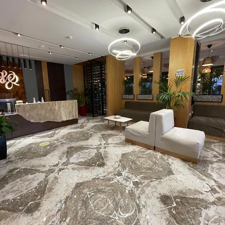 Hotel Qeparo Szálloda Qeparo