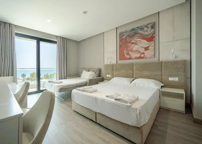 Otel Hotel Qeparo *